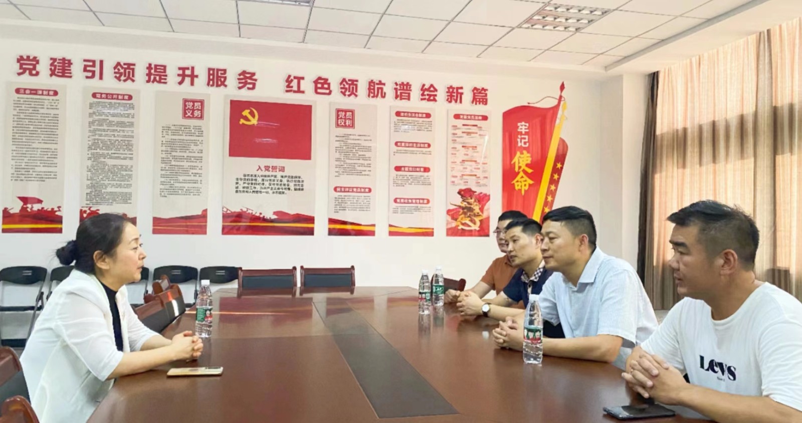 110530-690444.jpg 110530-690444.jpg