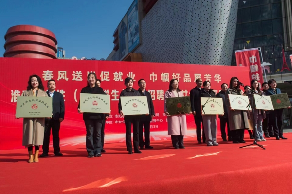 083015-571419.jpg 1_爱奇艺.jpg