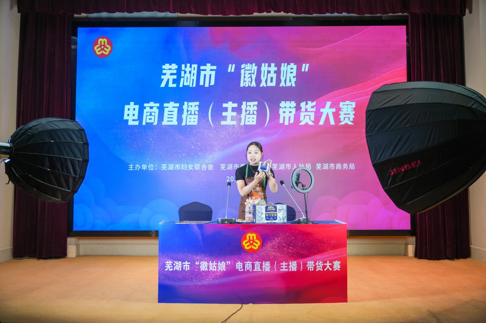 091244-860168.jpg 091244-860168.jpg